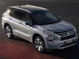 2026 Mitsubishi Outlander PHEV