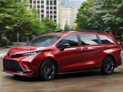 2026 Toyota Sienna Lifestyle: 1