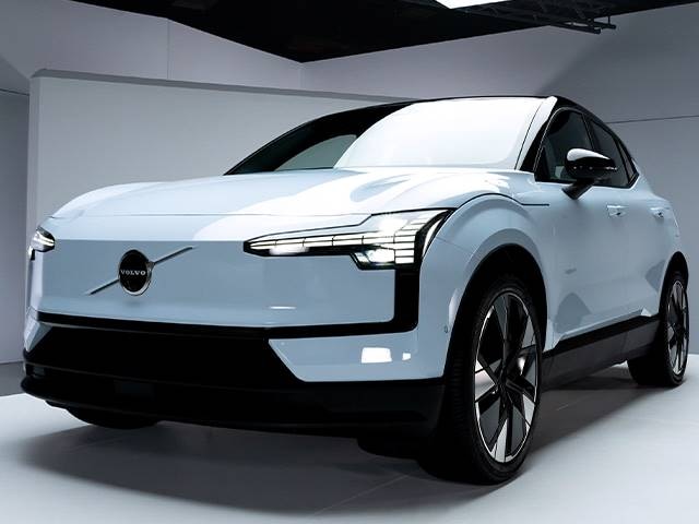 2026 Volvo EX30 Exterior: 0