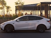 2027 Tesla Model Y Lifestyle: 1