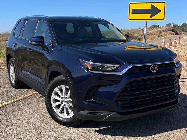 2027 Toyota Grand Highlander Hybrid Exterior: 0