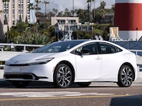 2027 Toyota Prius Plug-in Hybrid XSE Premium