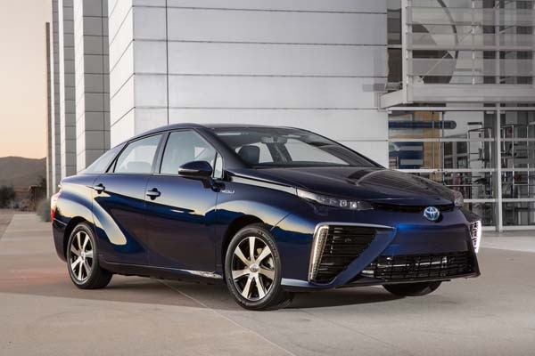 Alternative Fuel Focus: Toyota, Hyundai and VW Fuel Cell Vehicles ...