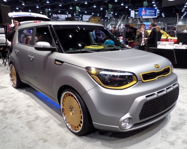 Custom Fiat 500L Trekking at SEMA Autoshow 2013