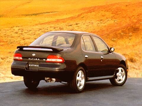 1995 Nissan Altima SE Sedan 4D Pictures and Videos - Kelley Blue Book